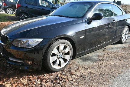 BMW 320 iAut Cabrio Klimaaut Leder Bluet PDC Bi-Xen 106.000 km 15.990 &euro; Seevetal - Hittfeld 21218