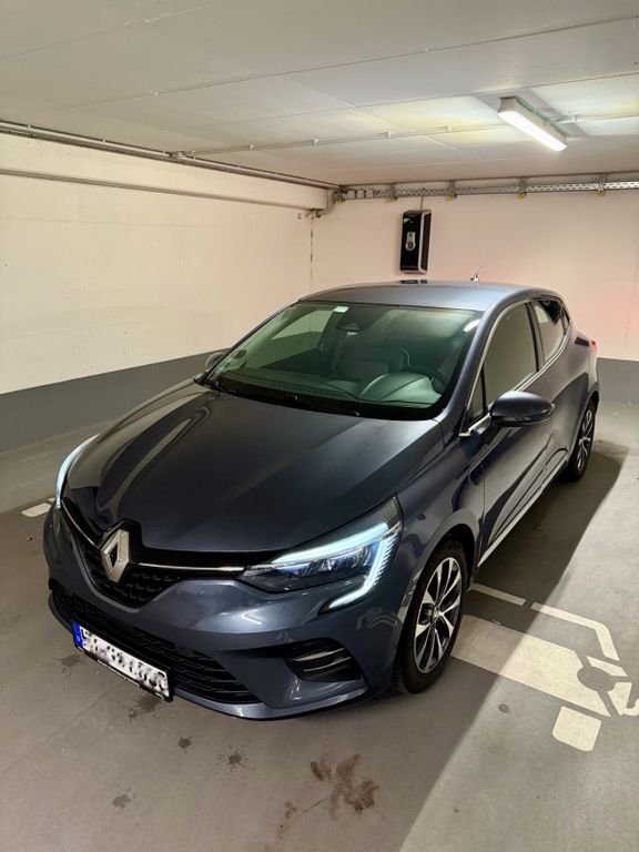 Clio