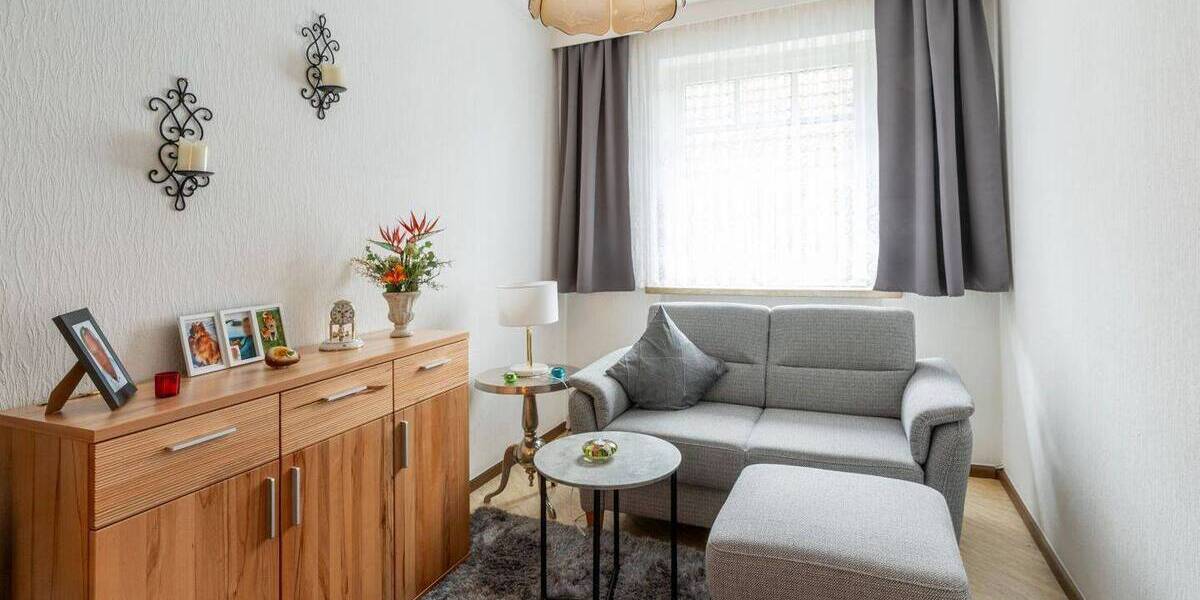 Einfamilienhaus Ahrensburg - 6 Zimmer, 175 m&sup2;, 490.000&euro; | Angebot:26203786