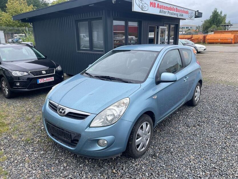 i20