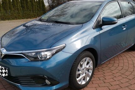 Toyota Auris 85.000 km 10.250 &euro; Bargteheide 22941