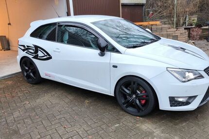 Seat Ibiza 112.000 km 11.999 &euro; Hamburg 22159