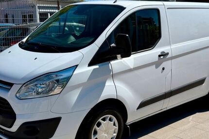 Ford Transit Custom 219.000 km 8.950 &euro; Hamburg 20097