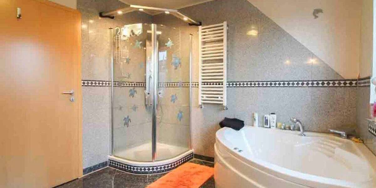 Einfamilienhaus Norderstedt Harksheide - 7 Zimmer, 208 m&sup2;, 649.000&euro; | Angebot:26128572