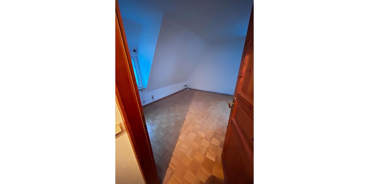 Komplett saniertes und renoviertes Doppelhaus zur Miete 4 zimmer