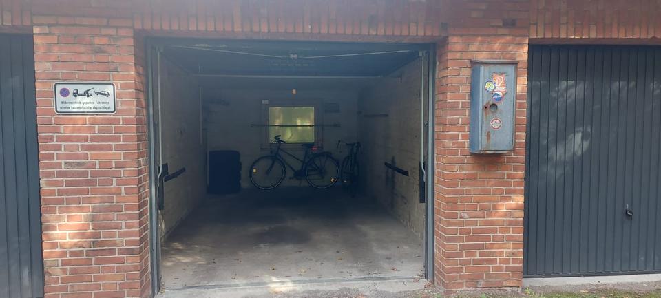 Einzelgarage Stellplatz zu vermieten 1 zimmer