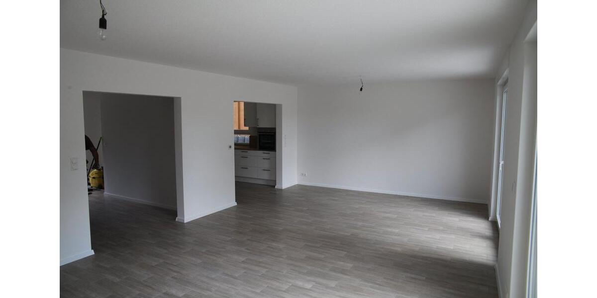 Doppelhaushälfte Geesthacht - 4 Zimmer, 130 m&sup2;, 1.800&euro; | Angebot:26418527