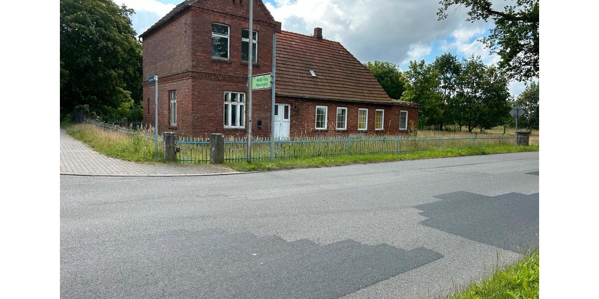 Haus in Ludwigslust mit 3500qm Garten zur Pacht 6000,-p.a. o.Kauf 5 zimmer