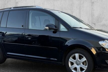 VW Touran 299.859 km 4.950 &euro; Hamburg 20537