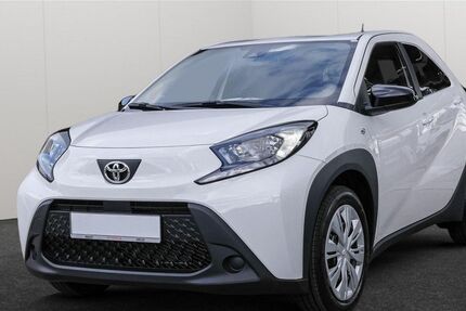 Toyota Aygo (X) 3.153 km 15.490 &euro; Ahrensburg 22926