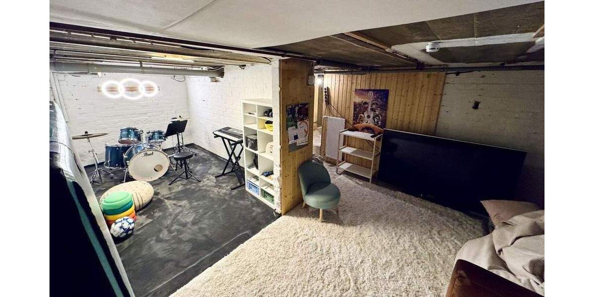 Provisionsfrei! Viel Platz für die Familie - zentrales Wohnen im Grünen! 6 zimmer