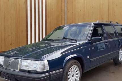 Volvo 945 176.300 km 14.900 &euro; Rosengarten 21224