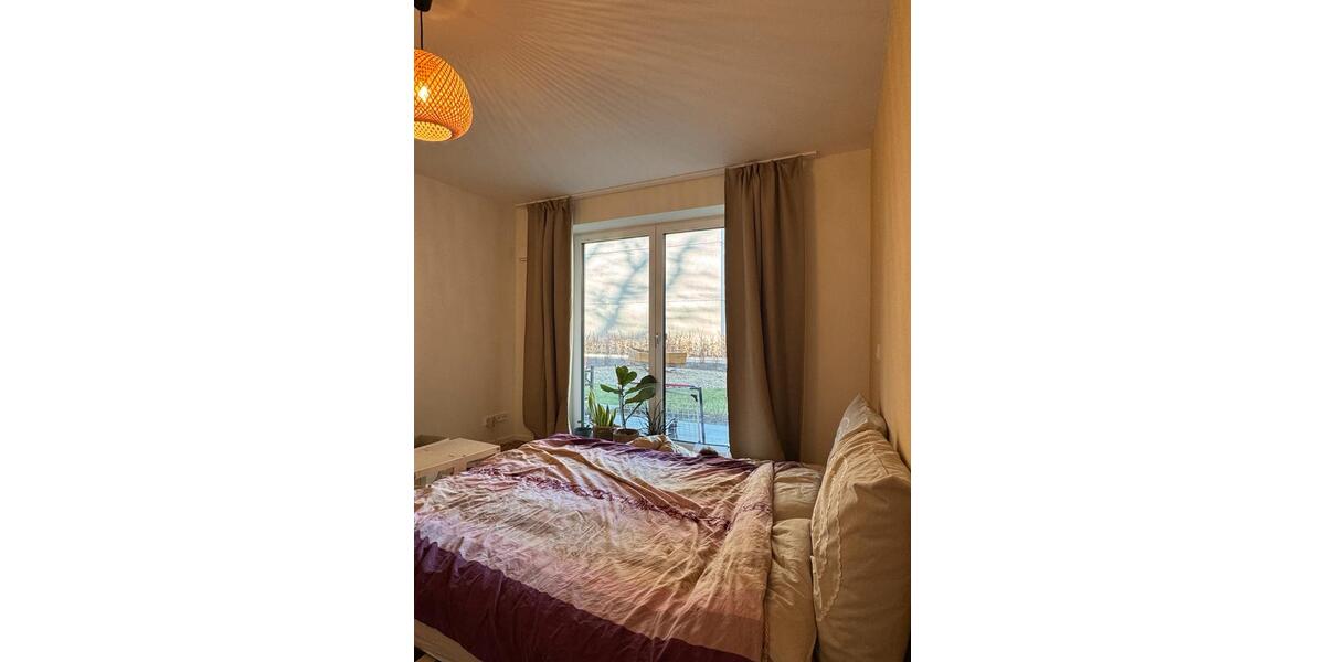 ZWISCHENMIETE März 3-Zimmer Wohnung 3.5 zimmer