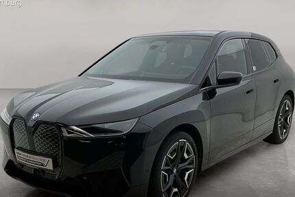 BMW iX 22.689 km 66.210 € Barsbüttel bei Hamburg 22885