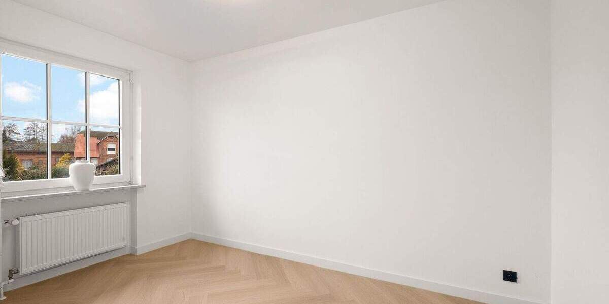 Einfamilienhaus Stelle Fliegenberg - 8 Zimmer, 238 m&sup2;, 699.000&euro; | Angebot:25779406