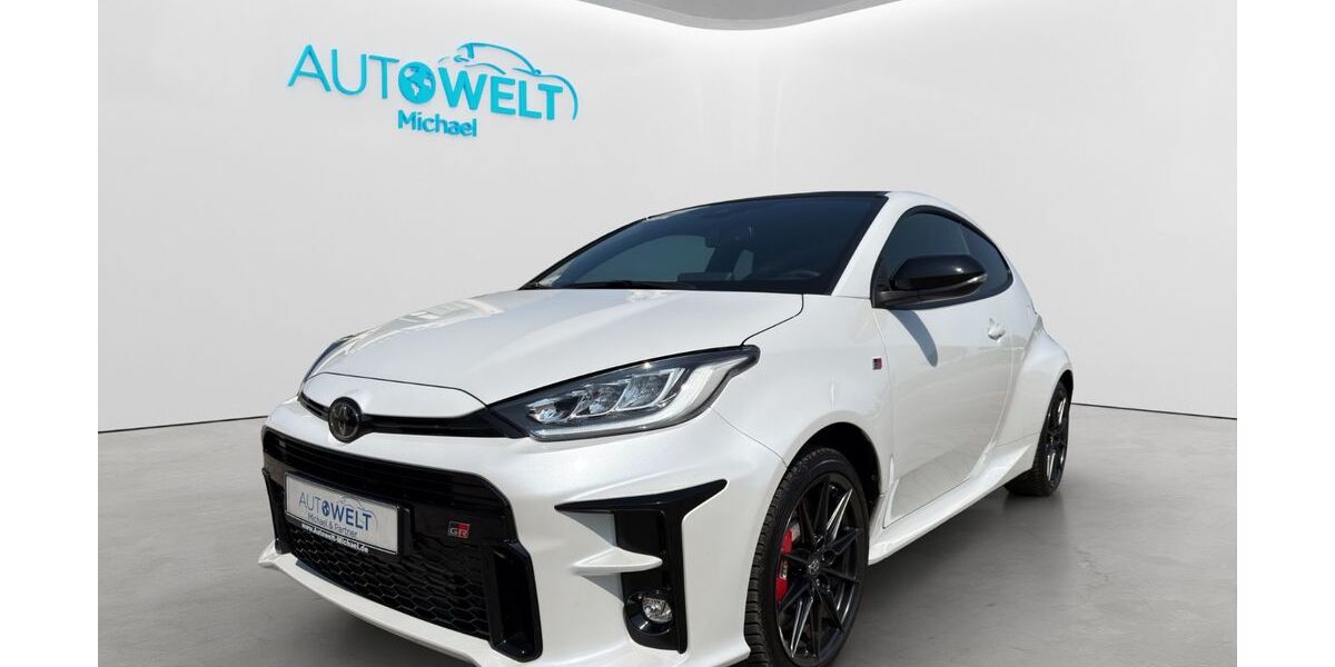 Toyota Yaris 14.006 km 30.990 &euro; Beckdorf 21643