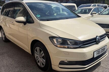 VW Touran 411.254 km 3.990 &euro; Hamburg 22047