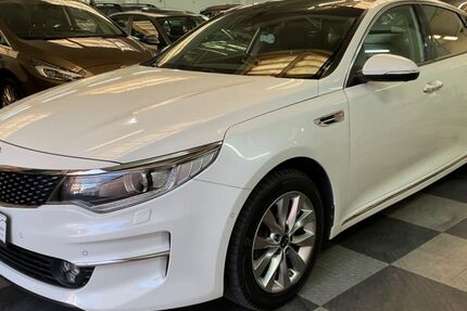 Kia Optima 111.114 km 12.950 &euro; Hamburg 22087