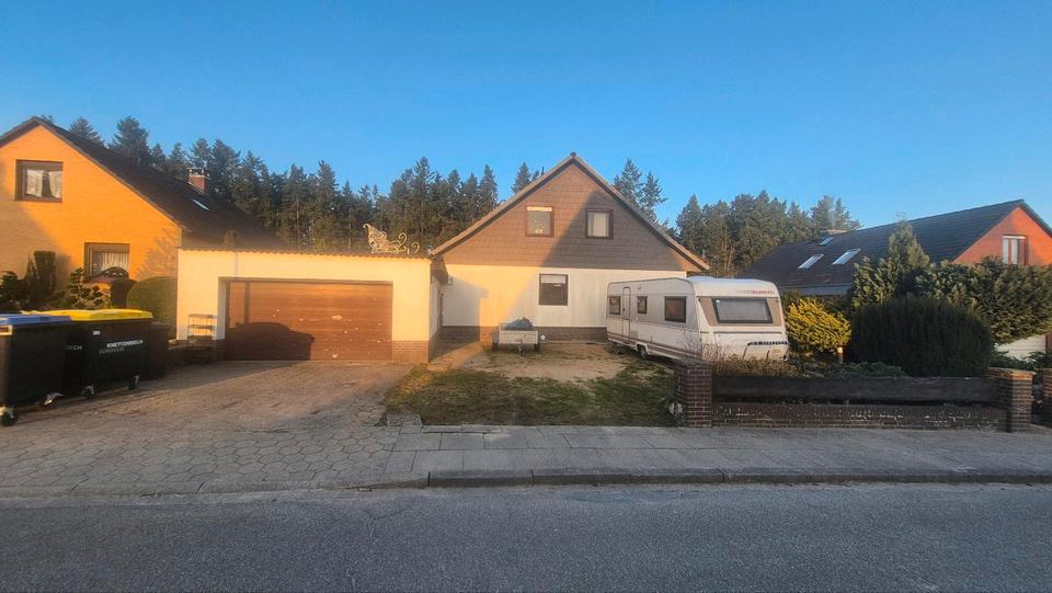 Einfamilienhaus Winsen (Luhe) - 5 Zimmer, 200 m&sup2;, 650.000&euro; | Angebot:25415342