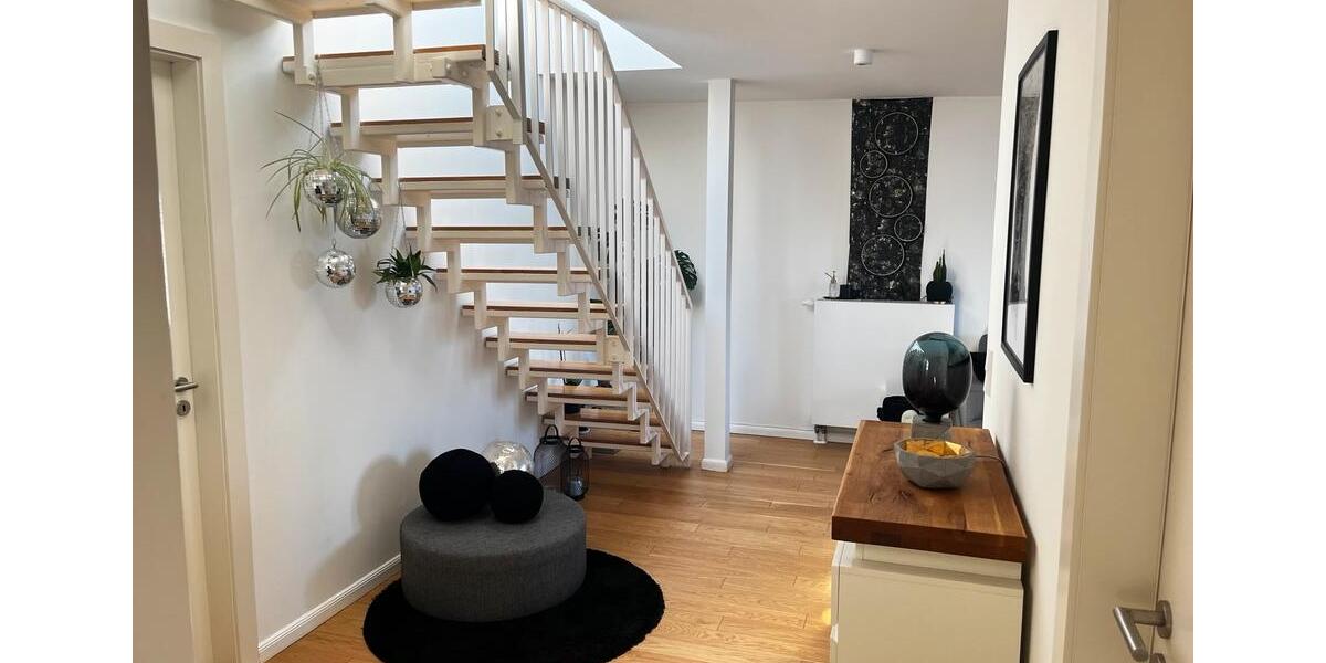 Dachgeschoßwohnung Hamburg Bahrenfeld - 2 Zimmer, 60 m&sup2;, 1.550&euro; | Angebot:25715644