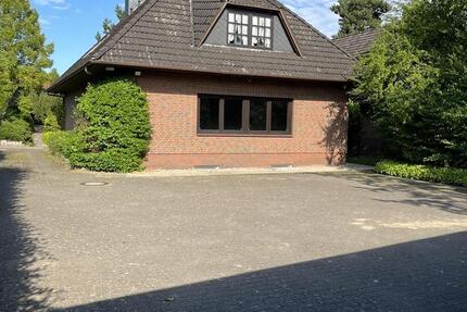 Freistehendes geräumiges Einfamilienhaus im Herzen von Rellingen 6 zimmer