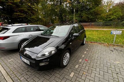 Fiat Punto 142.000 km 2.700 &euro; Hamburg 22549