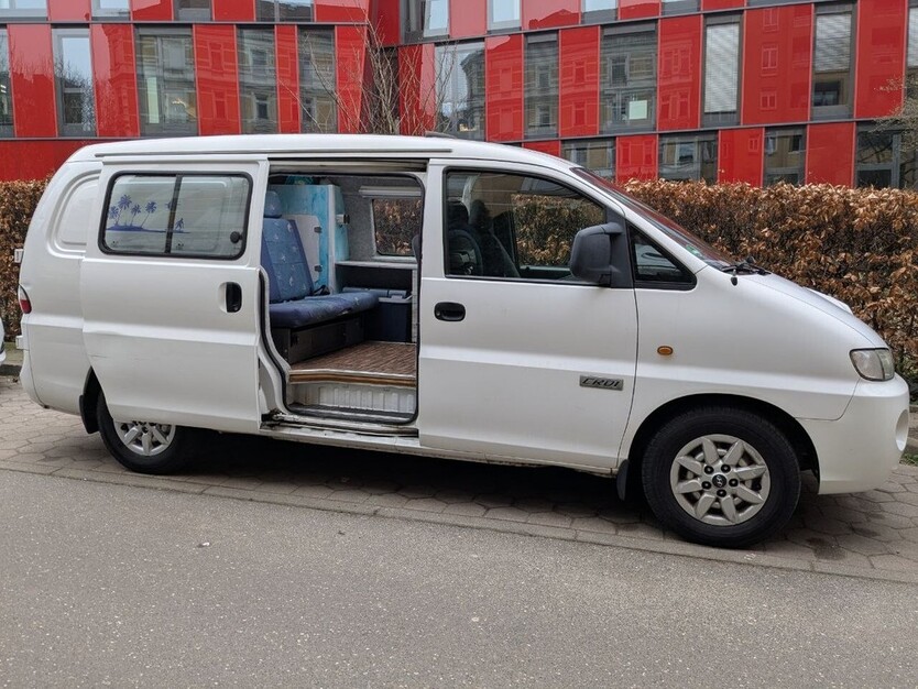 Hyundai H 1 208.000 km 8.000 € Hamburg 20038