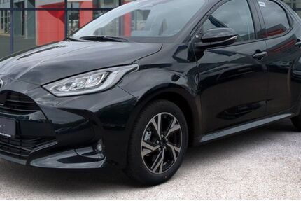 Toyota Yaris 2.800 km 23.790 &euro; Halstenbek 25469
