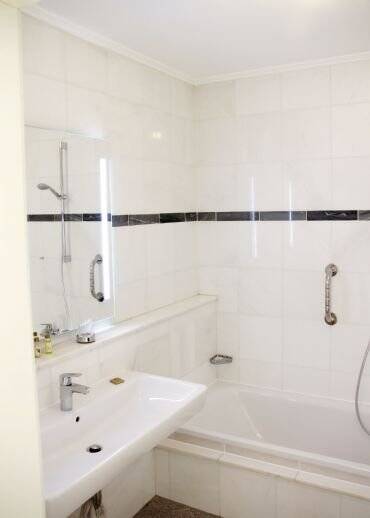 Terrassenwohnung Hamburg Eimsbüttel - 4 Zimmer, 125 m&sup2;, 2.300&euro; | Angebot:26379843