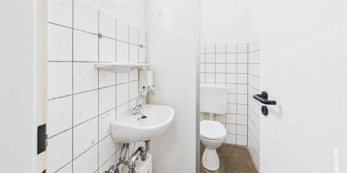 Gewerbeobjekt Buxtehude - 5 Zimmer, 157 m&sup2;, 1.570&euro; | Angebot:26275829