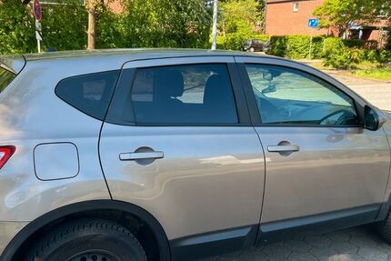 Nissan Qashqai 153.000 km 5.600 &euro; Hamburg 22297