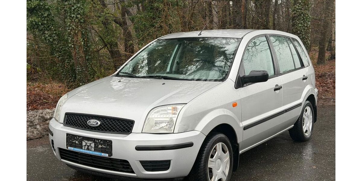 Ford Fusion 99.000 km 2.450 &euro; Hamburg 22525