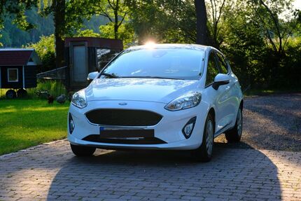 Ford Fiesta 64.931 km 9.990 &euro; Klein Nordende 25336