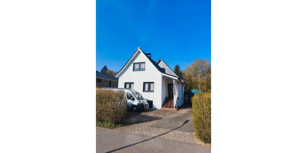 Einfamilienhaus Hamburg Langenhorn - 7 Zimmer, 200 m&sup2;, 650.000&euro; | Angebot:26905974