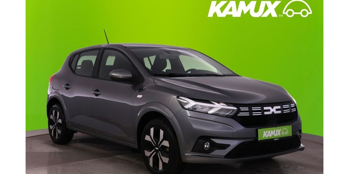 Dacia Sandero 8.488 km 17.450 &euro; Hamburg 22529