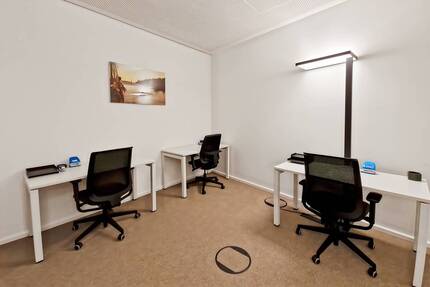 All-inclusive-Zugang zu professionellen Büroräumen für 5 Personen in Signature Jungfernstieg zimmer