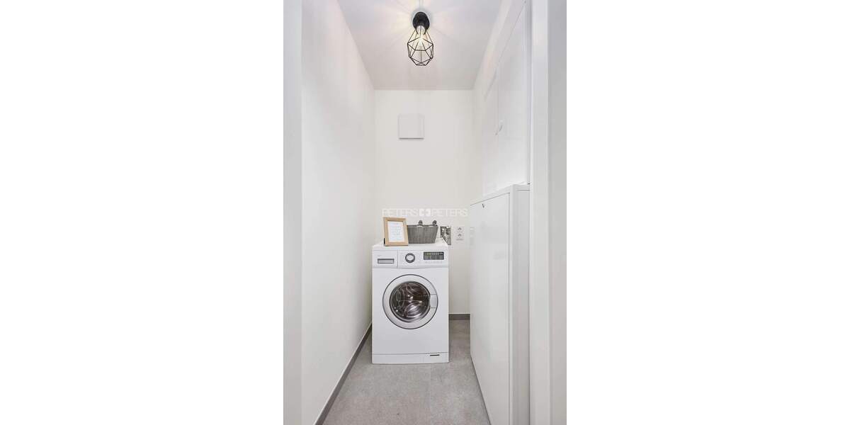 Etagenwohnung Pinneberg - 2 Zimmer, 61 m&sup2;, 1.249&euro; | Angebot:25701302