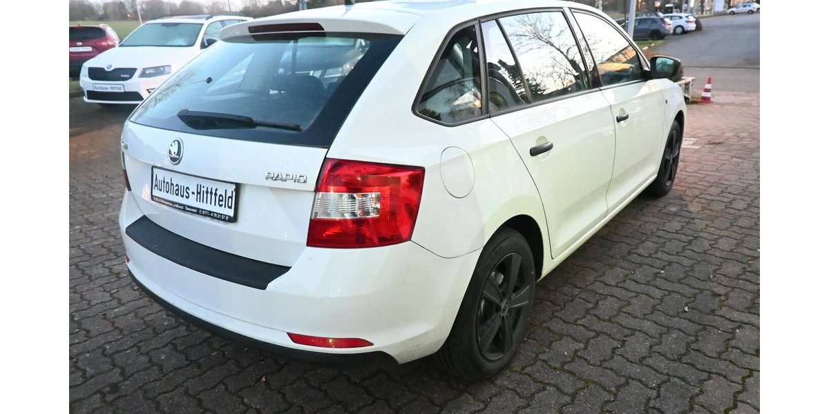 Skoda Rapid Spaceback 1.2 mit NAVI Steuerkette neu!!! 175.000 km 5.300 &euro; Seevetal - Hittfeld 21218