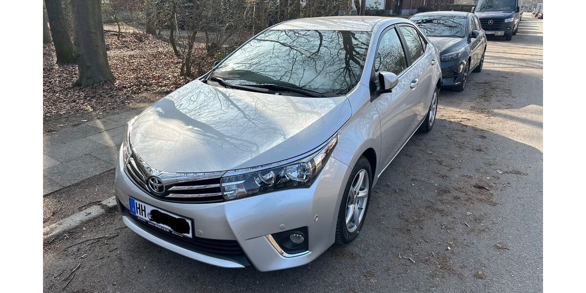 Toyota Corolla 70.000 km 16.500 &euro; Hamburg 22767