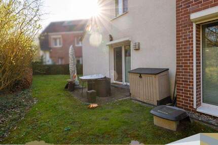 Klimaeffizient und neuwertig: Doppelhaushälfte in familienfreundlicher Lage 5 zimmer