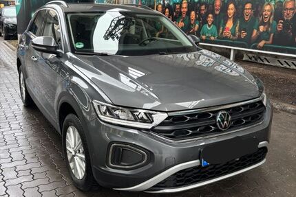 VW T-Roc 15.000 km 25.800 &euro; Hamburg 20097