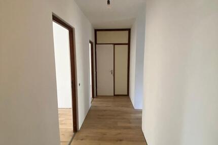 Frisch renovierte 4-Zimmer-Wohnung in Groß-Flottbek 4 zimmer