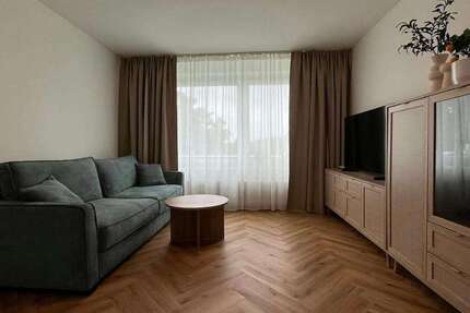Zimmer Hamburg Lokstedt - 1 Zimmer, 1.700&euro; | Angebot:26549310