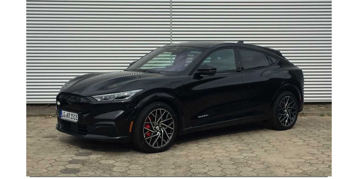 Ford Mustang Mach-E 14.997 km 36.990 &euro; Hamburg 22393