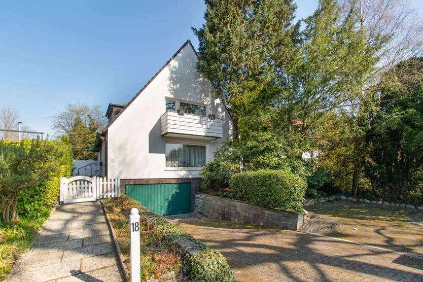 Haus zum Kaufen in Hamburg 990.000 € 167 m²