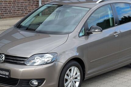 VW Golf 174.093 km 5.678 € BARSBÜTTEL 22885