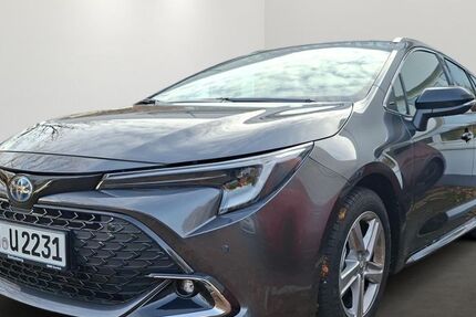 Toyota Corolla 5.801 km 30.980 &euro; Hamburg 22399