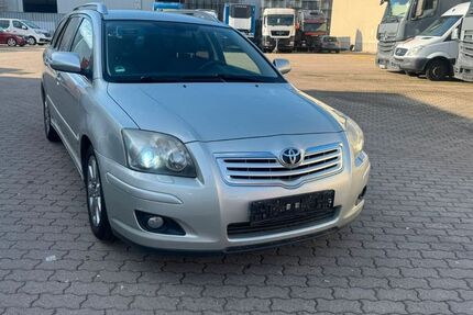 Toyota Avensis 175.000 km 2.490 &euro; Hamburg 22113