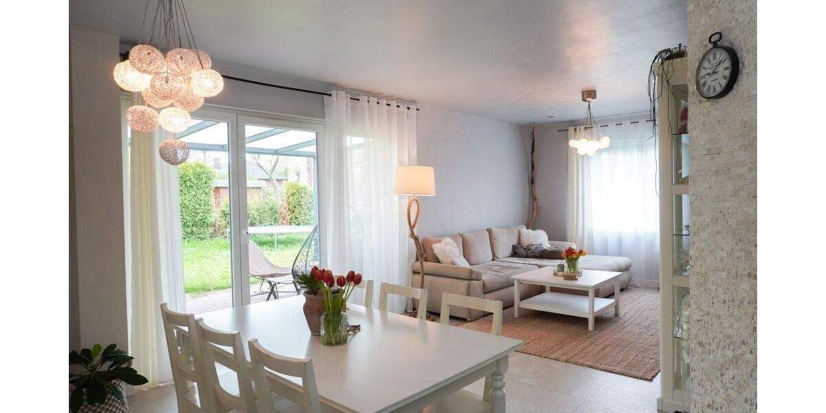Modernes Einfamilienhaus mit Einliegerwohnung & Terrasse in ruhiger Lage von Neuengamme 6 zimmer