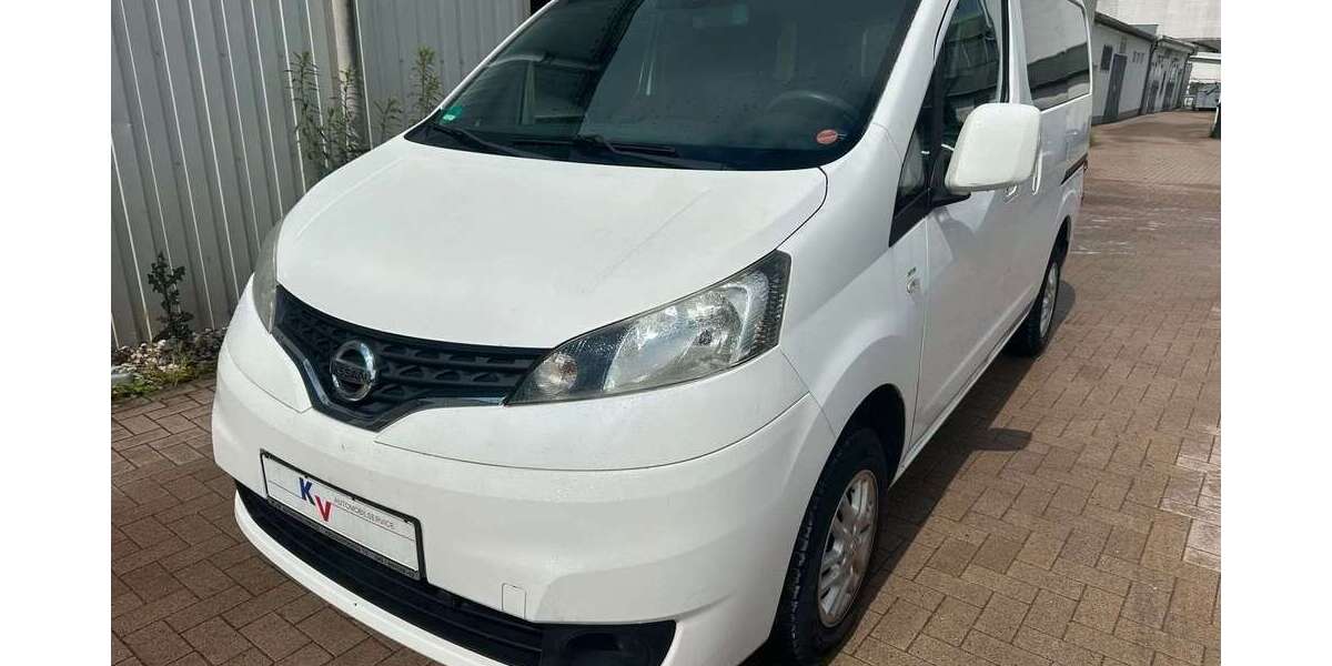 Nissan NV200 102.000 km 5.850 &euro; Hamburg 22045